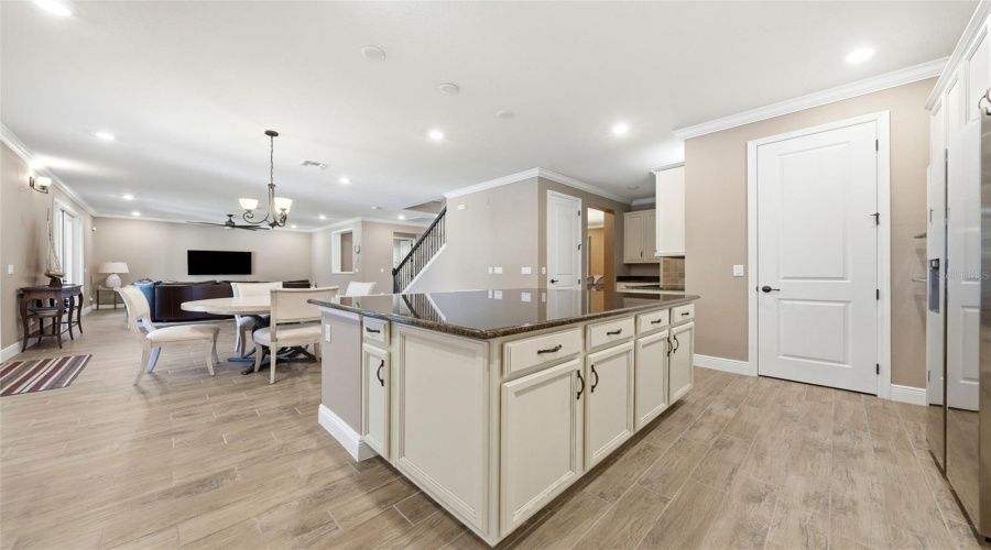 ORLANDO, Florida 32836, 4 Bedrooms Bedrooms, ,4 BathroomsBathrooms,Residential,For Sale,LUDINGTON,0,MFRO6412891