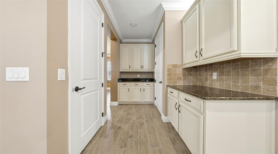 ORLANDO, Florida 32836, 4 Bedrooms Bedrooms, ,4 BathroomsBathrooms,Residential,For Sale,LUDINGTON,0,MFRO6412891