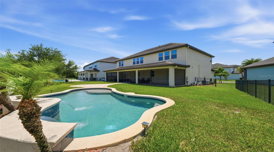 ORLANDO, Florida 32836, 4 Bedrooms Bedrooms, ,4 BathroomsBathrooms,Residential,For Sale,LUDINGTON,0,MFRO6412891