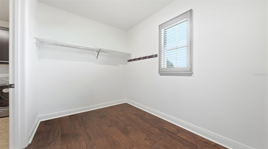 ORLANDO, Florida 32836, 4 Bedrooms Bedrooms, ,4 BathroomsBathrooms,Residential,For Sale,LUDINGTON,0,MFRO6412891