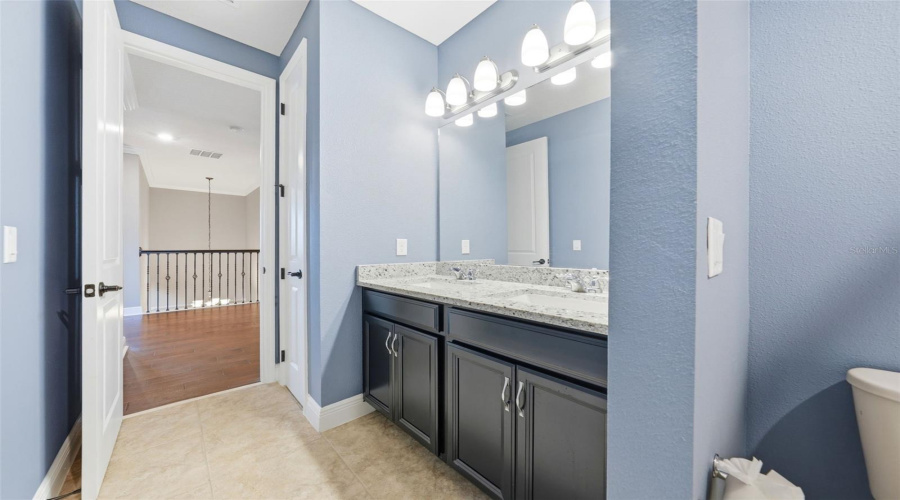 ORLANDO, Florida 32836, 4 Bedrooms Bedrooms, ,4 BathroomsBathrooms,Residential,For Sale,LUDINGTON,0,MFRO6412891