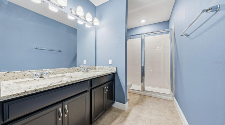 ORLANDO, Florida 32836, 4 Bedrooms Bedrooms, ,4 BathroomsBathrooms,Residential,For Sale,LUDINGTON,0,MFRO6412891