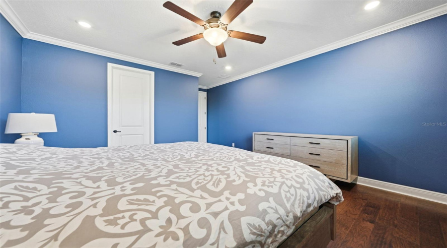 ORLANDO, Florida 32836, 4 Bedrooms Bedrooms, ,4 BathroomsBathrooms,Residential,For Sale,LUDINGTON,0,MFRO6412891