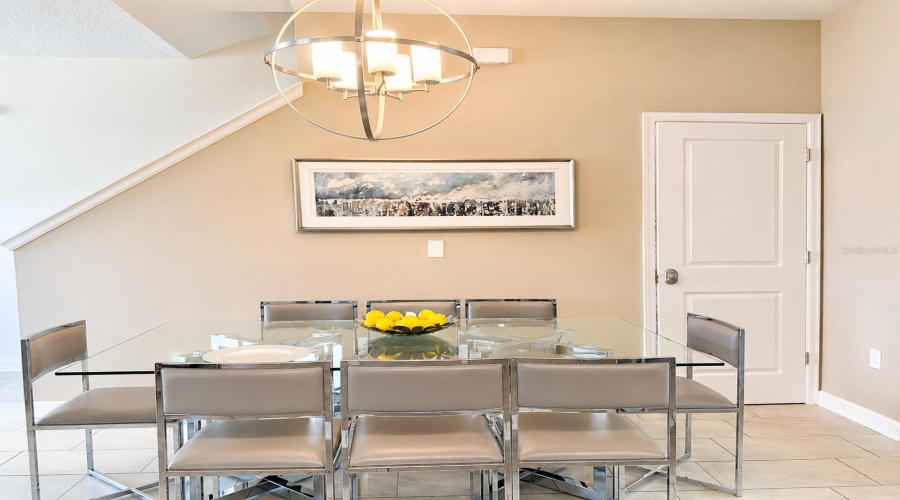 DAVENPORT, Florida 33896, 5 Bedrooms Bedrooms, ,4 BathroomsBathrooms,Residential,For Sale,CABOT CLIFFS,0,MFRO6415509