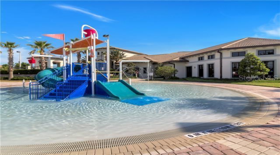DAVENPORT, Florida 33896, 5 Bedrooms Bedrooms, ,4 BathroomsBathrooms,Residential,For Sale,CABOT CLIFFS,0,MFRO6415509