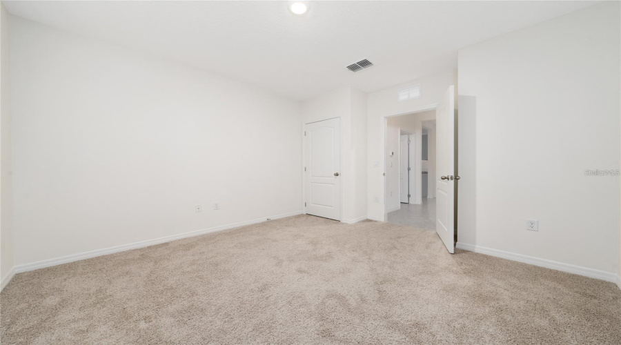 DAVENPORT, Florida 33837, 4 Bedrooms Bedrooms, ,2 BathroomsBathrooms,Residential,For Sale,RED HILL,0,MFRO6414870