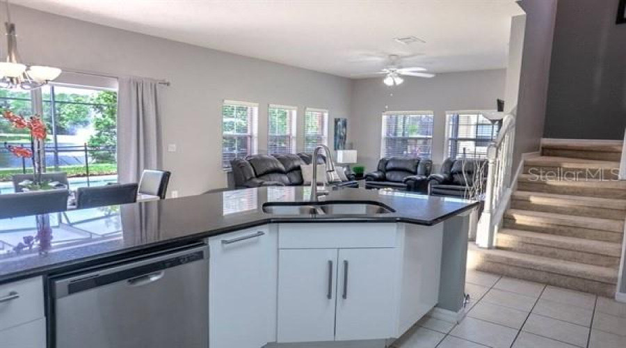 KISSIMMEE, Florida 34747, 4 Bedrooms Bedrooms, ,3 BathroomsBathrooms,Residential,For Sale,YELLOW LANTANA,0,MFRO6415064