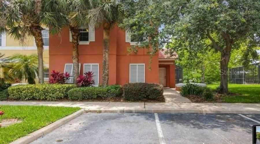 KISSIMMEE, Florida 34747, 4 Bedrooms Bedrooms, ,3 BathroomsBathrooms,Residential,For Sale,YELLOW LANTANA,0,MFRO6415064