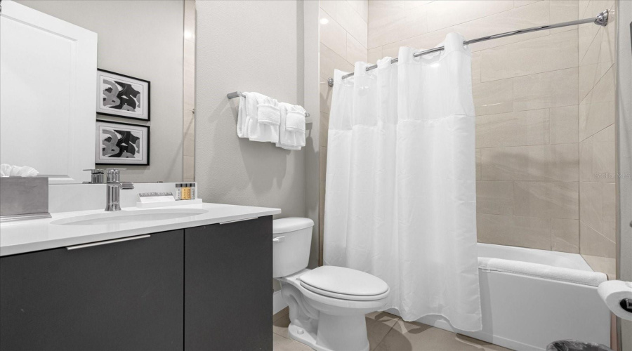 REUNION, Florida 34747, 5 Bedrooms Bedrooms, ,4 BathroomsBathrooms,Residential,For Sale,SANDY RIDGE,0,MFRO6212424