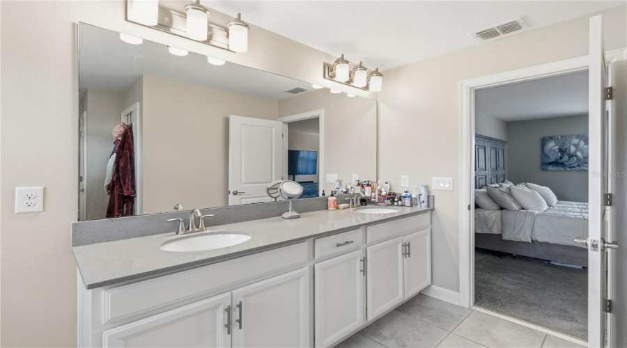 DAVENPORT, Florida 33837, 4 Bedrooms Bedrooms, ,3 BathroomsBathrooms,Residential,For Sale,BRUNSWICK,0,MFRO6415405