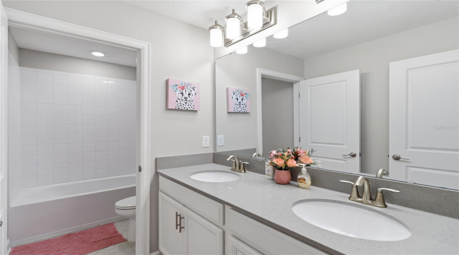 DAVENPORT, Florida 33837, 4 Bedrooms Bedrooms, ,3 BathroomsBathrooms,Residential,For Sale,BRUNSWICK,0,MFRO6415405