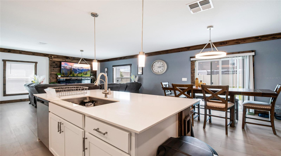DAVENPORT, Florida 33837, 4 Bedrooms Bedrooms, ,2 BathroomsBathrooms,Residential,For Sale,AQUIFER,0,MFRO6414165