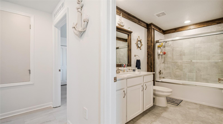 DAVENPORT, Florida 33837, 4 Bedrooms Bedrooms, ,2 BathroomsBathrooms,Residential,For Sale,AQUIFER,0,MFRO6414165