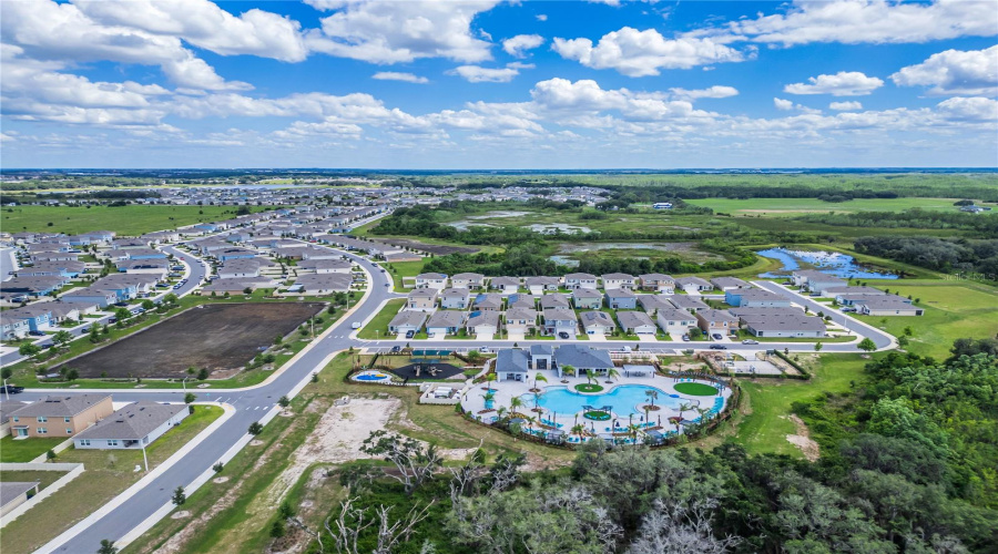 DAVENPORT, Florida 33837, 4 Bedrooms Bedrooms, ,2 BathroomsBathrooms,Residential,For Sale,AQUIFER,0,MFRO6414165
