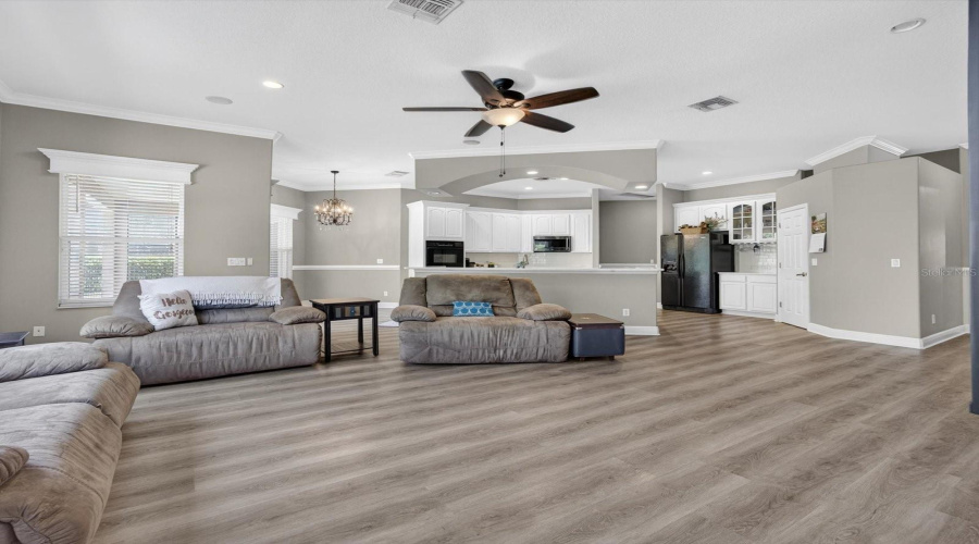 OPEN LIVING ROOM/KITCHEN