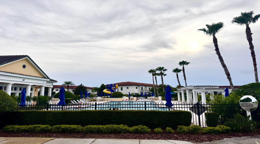 DAVENPORT, Florida 33837, 5 Bedrooms Bedrooms, ,3 BathroomsBathrooms,Residential,For Sale,EASTMINSTER,0,MFRS5151677