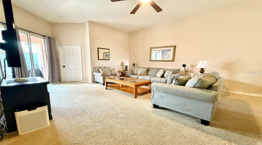 DAVENPORT, Florida 33897, 4 Bedrooms Bedrooms, ,3 BathroomsBathrooms,Residential,For Sale,PLUMOSO,0,MFRO6415060