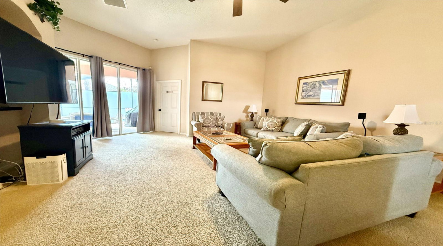DAVENPORT, Florida 33897, 4 Bedrooms Bedrooms, ,3 BathroomsBathrooms,Residential,For Sale,PLUMOSO,0,MFRO6415060