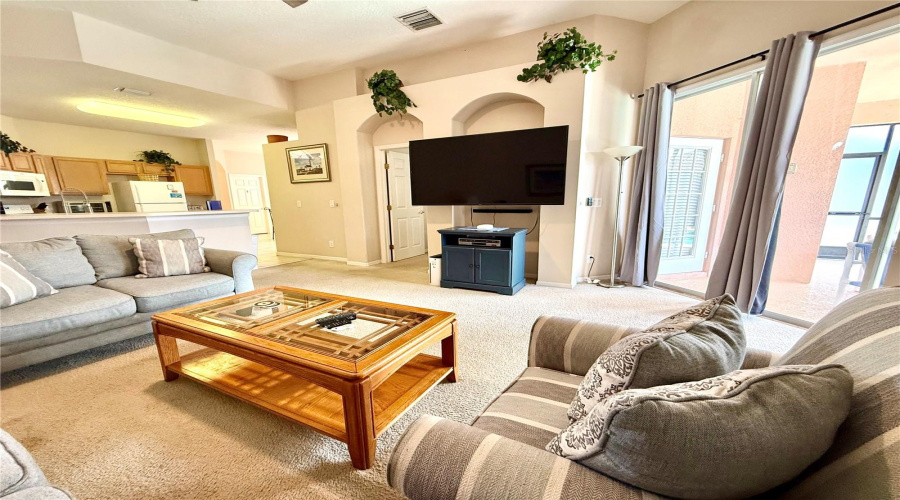 DAVENPORT, Florida 33897, 4 Bedrooms Bedrooms, ,3 BathroomsBathrooms,Residential,For Sale,PLUMOSO,0,MFRO6415060