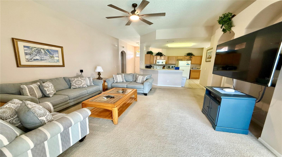 DAVENPORT, Florida 33897, 4 Bedrooms Bedrooms, ,3 BathroomsBathrooms,Residential,For Sale,PLUMOSO,0,MFRO6415060