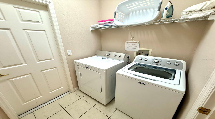DAVENPORT, Florida 33897, 4 Bedrooms Bedrooms, ,3 BathroomsBathrooms,Residential,For Sale,PLUMOSO,0,MFRO6415060