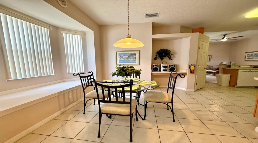 DAVENPORT, Florida 33897, 4 Bedrooms Bedrooms, ,3 BathroomsBathrooms,Residential,For Sale,PLUMOSO,0,MFRO6415060