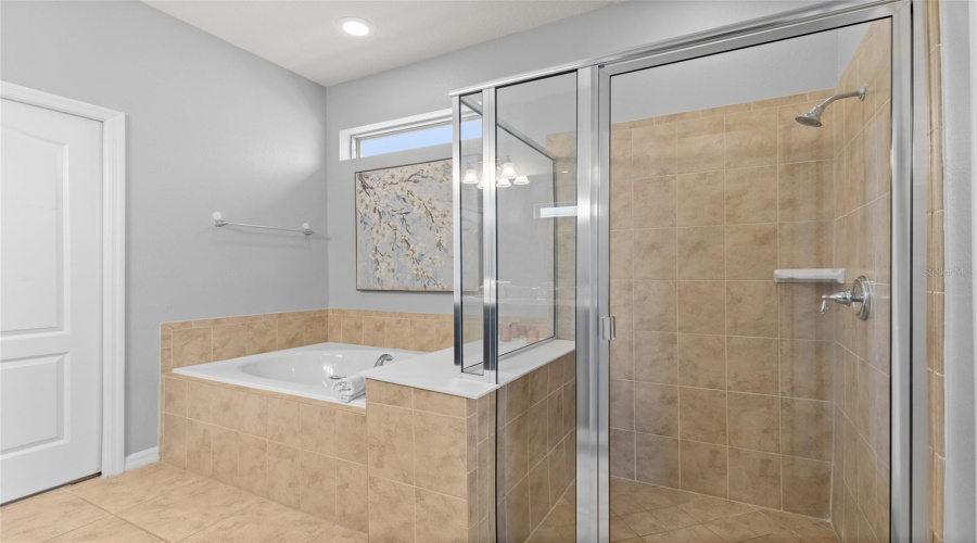 KISSIMMEE, Florida 34747, 6 Bedrooms Bedrooms, ,4 BathroomsBathrooms,Residential,For Sale,NICE,0,MFRO6415911
