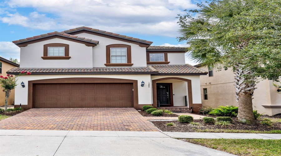 KISSIMMEE, Florida 34747, 6 Bedrooms Bedrooms, ,4 BathroomsBathrooms,Residential,For Sale,NICE,0,MFRO6415911