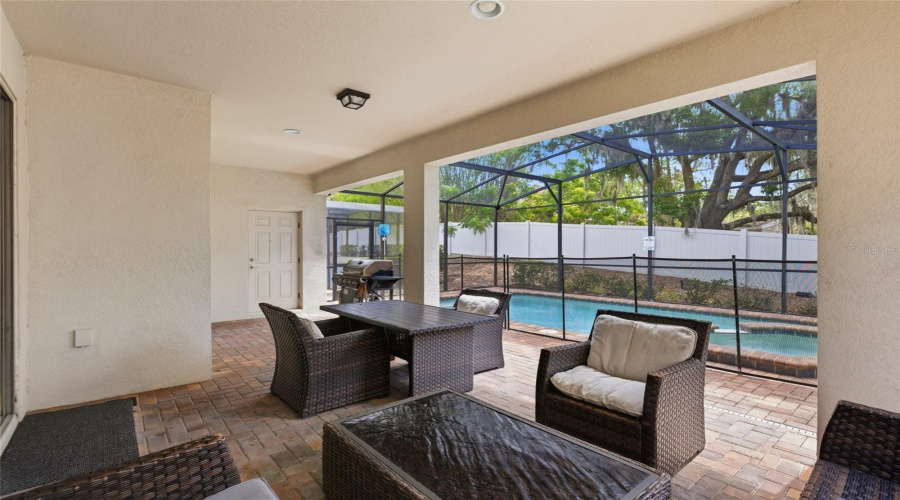 KISSIMMEE, Florida 34747, 6 Bedrooms Bedrooms, ,4 BathroomsBathrooms,Residential,For Sale,NICE,0,MFRO6415911