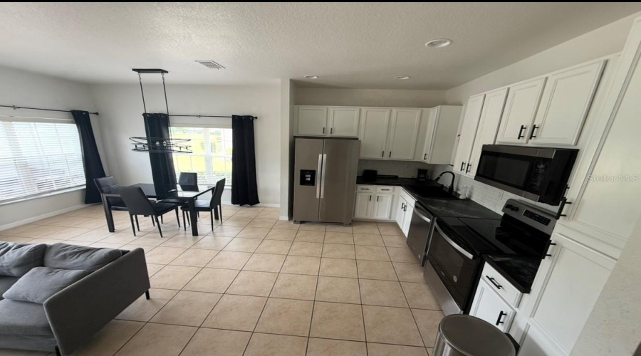 KISSIMMEE, Florida 34746, 4 Bedrooms Bedrooms, ,3 BathroomsBathrooms,Residential,For Sale,CARAVELLE,0,MFRS5151708