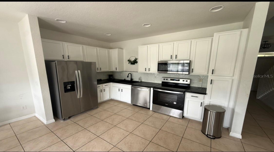 KISSIMMEE, Florida 34746, 4 Bedrooms Bedrooms, ,3 BathroomsBathrooms,Residential,For Sale,CARAVELLE,0,MFRS5151708