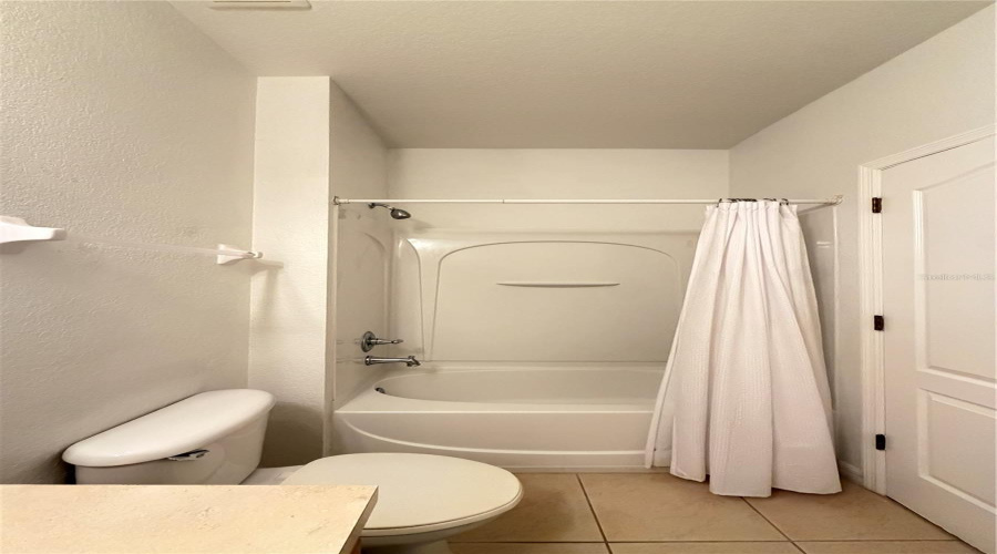 KISSIMMEE, Florida 34746, 4 Bedrooms Bedrooms, ,3 BathroomsBathrooms,Residential,For Sale,CARAVELLE,0,MFRS5151708