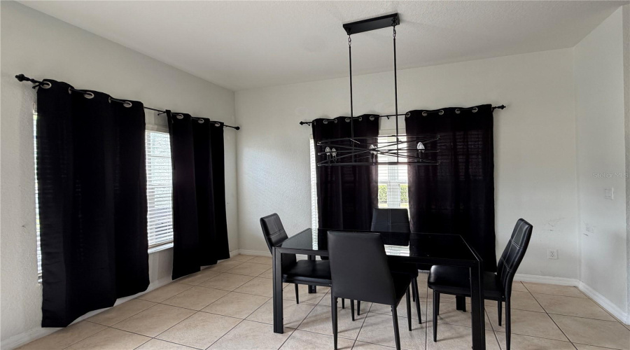 KISSIMMEE, Florida 34746, 4 Bedrooms Bedrooms, ,3 BathroomsBathrooms,Residential,For Sale,CARAVELLE,0,MFRS5151708