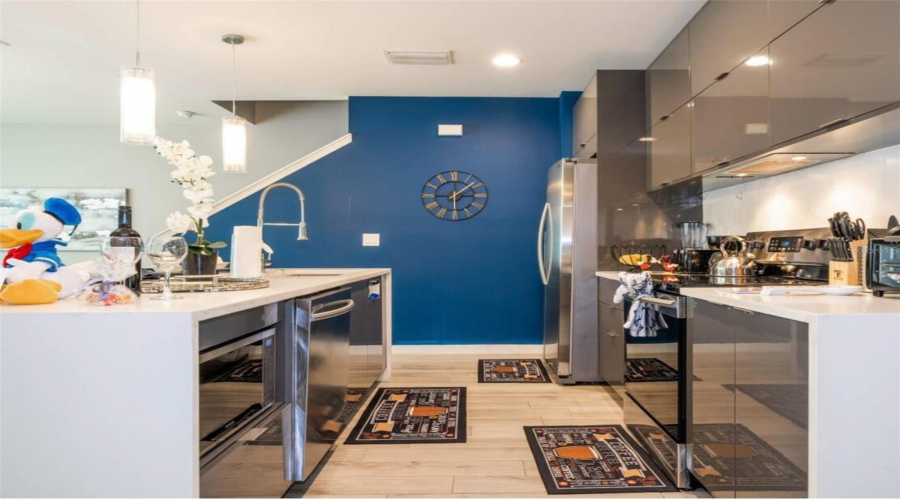 KISSIMMEE, Florida 34746, 4 Bedrooms Bedrooms, ,3 BathroomsBathrooms,Residential,For Sale,LE REVE,0,MFRO6332306