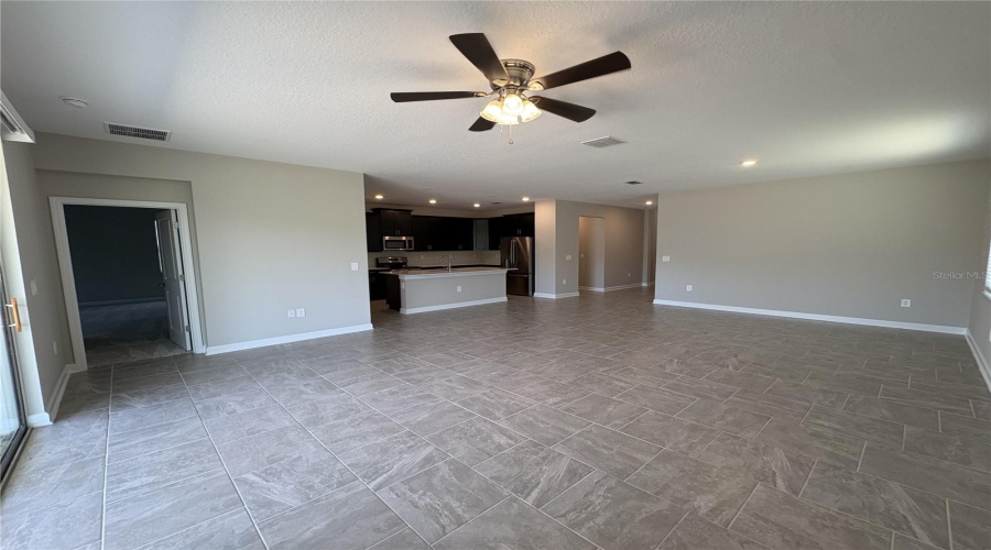 DAVENPORT, Florida 33837, 4 Bedrooms Bedrooms, ,3 BathroomsBathrooms,Residential,For Sale,CAMDEN,0,MFRP4939019