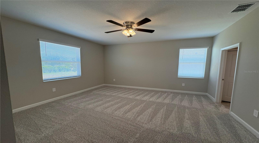 DAVENPORT, Florida 33837, 4 Bedrooms Bedrooms, ,3 BathroomsBathrooms,Residential,For Sale,CAMDEN,0,MFRP4939019