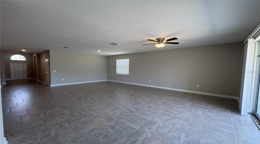DAVENPORT, Florida 33837, 4 Bedrooms Bedrooms, ,3 BathroomsBathrooms,Residential,For Sale,CAMDEN,0,MFRP4939019