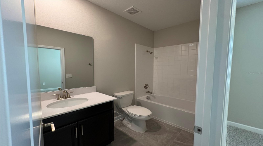 DAVENPORT, Florida 33837, 4 Bedrooms Bedrooms, ,3 BathroomsBathrooms,Residential,For Sale,CAMDEN,0,MFRP4939019