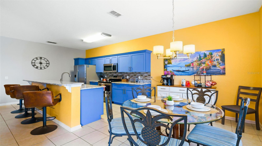 KISSIMMEE, Florida 34747, 4 Bedrooms Bedrooms, ,4 BathroomsBathrooms,Residential,For Sale,COMROW,0,MFRS5151580