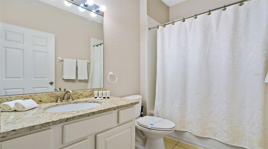 KISSIMMEE, Florida 34747, 4 Bedrooms Bedrooms, ,4 BathroomsBathrooms,Residential,For Sale,COMROW,0,MFRS5151580