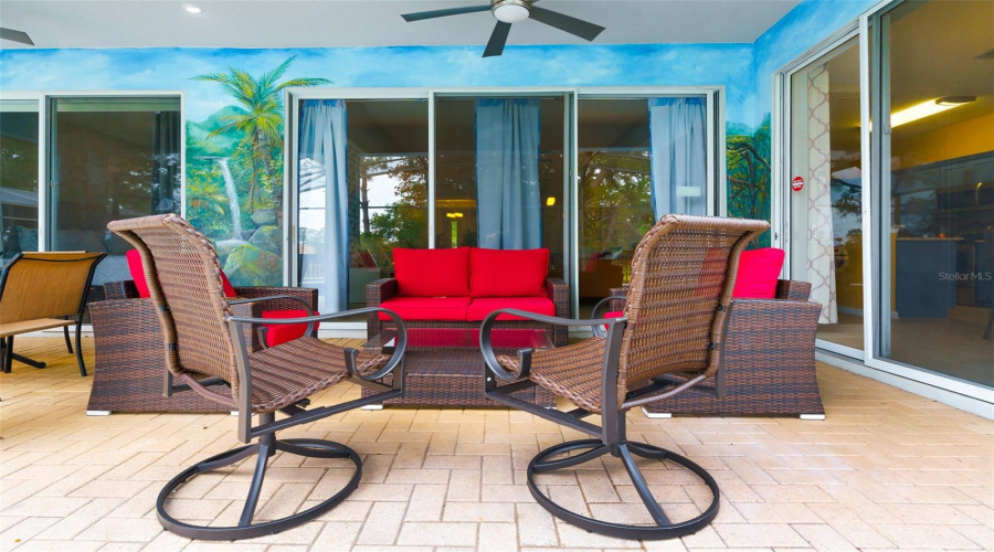 KISSIMMEE, Florida 34747, 4 Bedrooms Bedrooms, ,4 BathroomsBathrooms,Residential,For Sale,COMROW,0,MFRS5151580