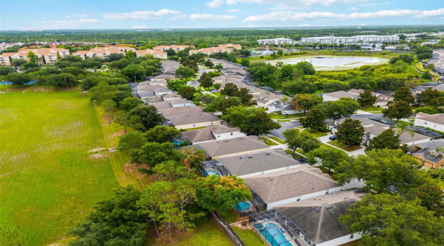 KISSIMMEE, Florida 34747, 4 Bedrooms Bedrooms, ,4 BathroomsBathrooms,Residential,For Sale,COMROW,0,MFRS5151580