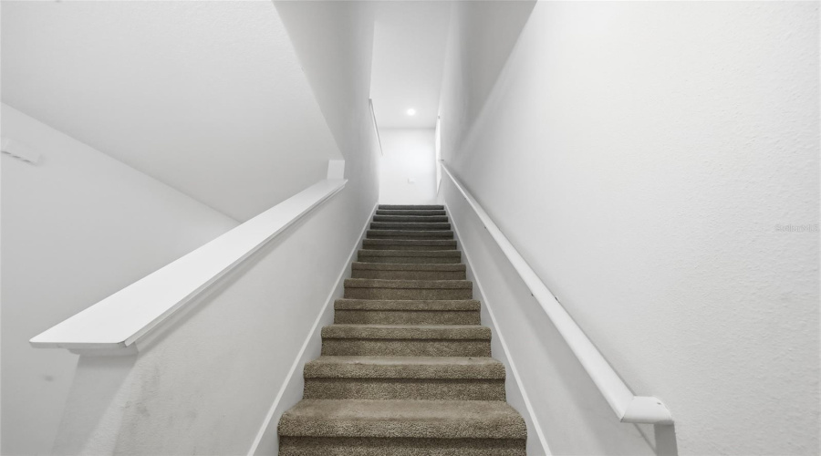 DAVENPORT, Florida 33837, 5 Bedrooms Bedrooms, ,3 BathroomsBathrooms,Residential,For Sale,CHINOY,0,MFRO6375553