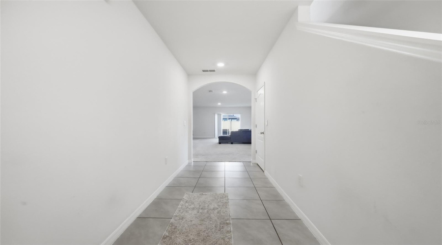 DAVENPORT, Florida 33837, 5 Bedrooms Bedrooms, ,3 BathroomsBathrooms,Residential,For Sale,CHINOY,0,MFRO6375553