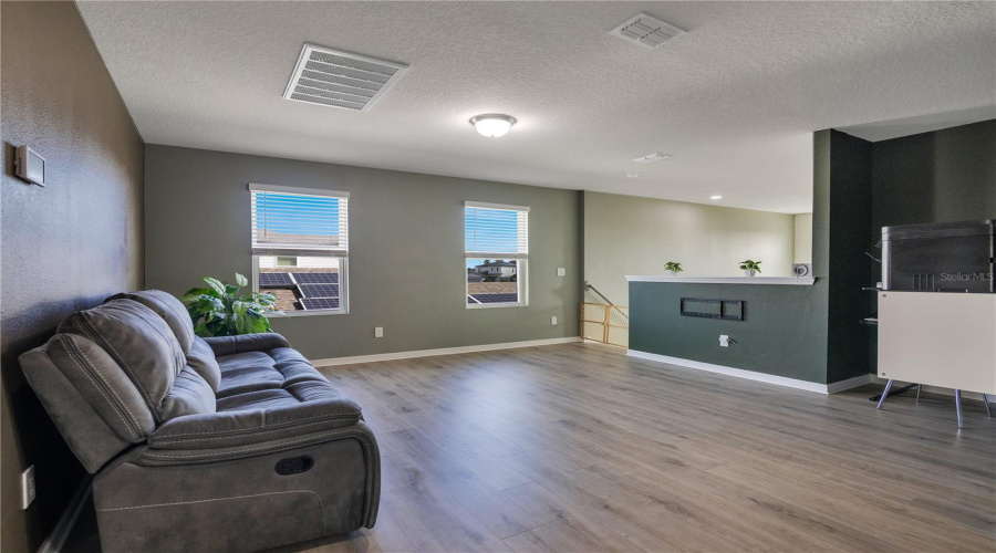 LOFT