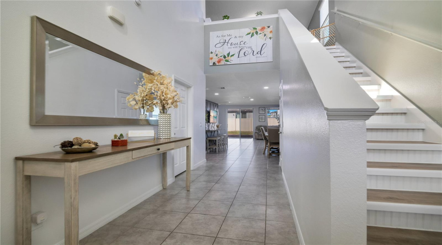 FOYER
