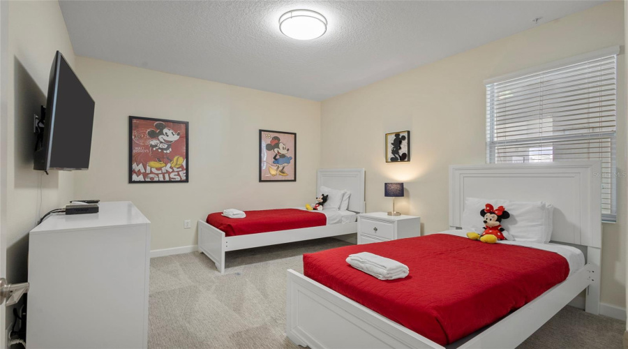 KISSIMMEE, Florida 34746, 4 Bedrooms Bedrooms, ,3 BathroomsBathrooms,Residential,For Sale,CLOCK TOWER,0,MFRO6373249