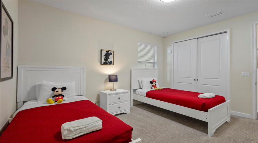 KISSIMMEE, Florida 34746, 4 Bedrooms Bedrooms, ,3 BathroomsBathrooms,Residential,For Sale,CLOCK TOWER,0,MFRO6373249