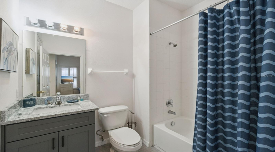DAVENPORT, Florida 33897, 5 Bedrooms Bedrooms, ,3 BathroomsBathrooms,Residential,For Sale,HIGHGATE PARK,0,MFRO6415440