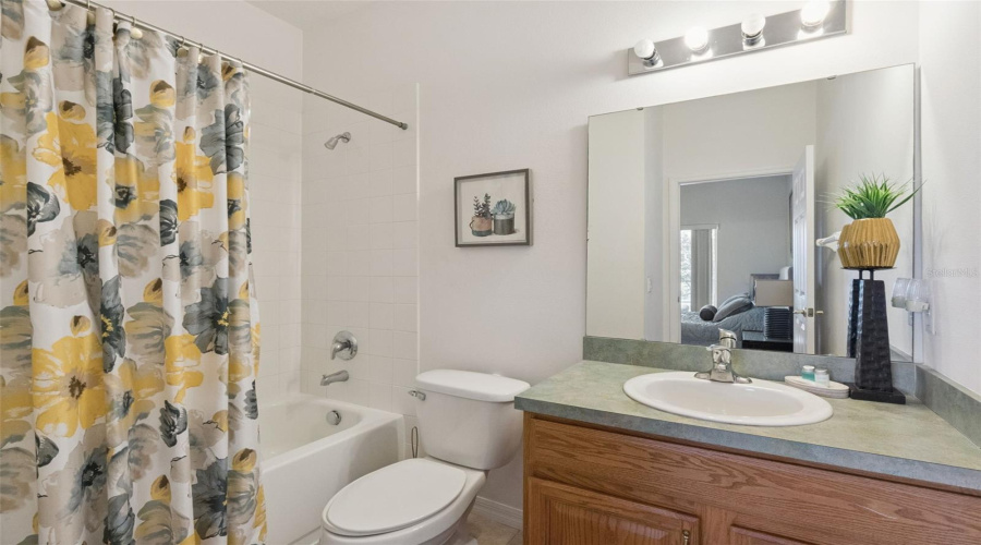 DAVENPORT, Florida 33897, 5 Bedrooms Bedrooms, ,3 BathroomsBathrooms,Residential,For Sale,HIGHGATE PARK,0,MFRO6415440